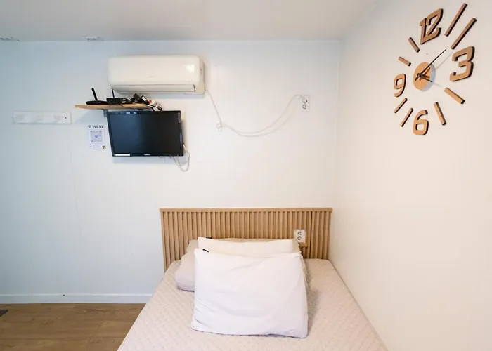 Pensión K Myeongdong First 2*