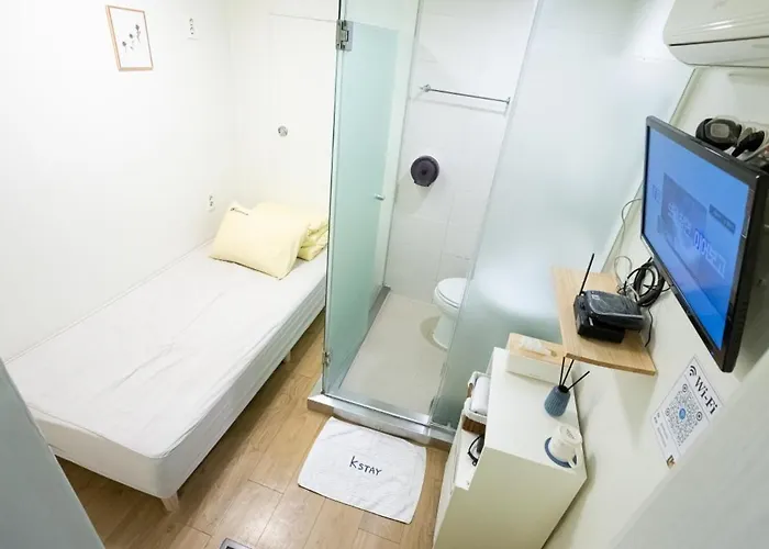 K Myeongdong First Pensión